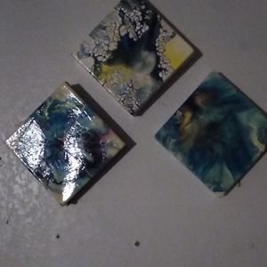 Paint pouring
